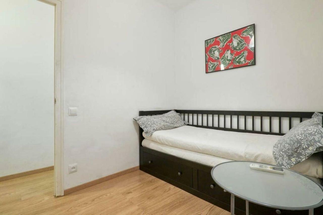 Apartamento Noemi Барселона Экстерьер фото